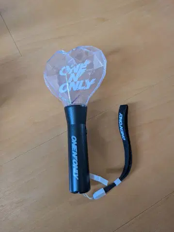 ONE N ONLY 응원봉 하트형 원엔