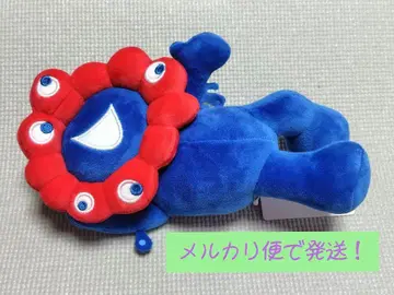 먄먄 엎드린 봉제 인형