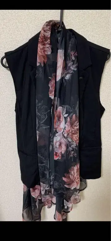 CIVARIZE(시버라이즈) 나폴레옹 질레트&쉬폰 가디건