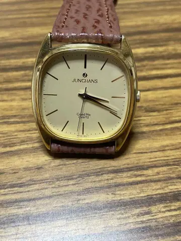 JUNGHANS Grand Prix 쿼츠 손목시계