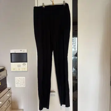 블랙 슬랙스 컷오프 밑단