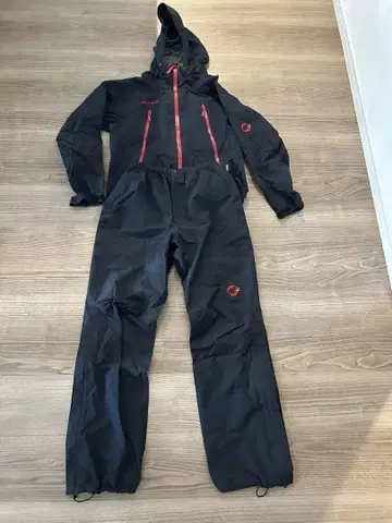 MAMMUT 2XS 블랙 우비