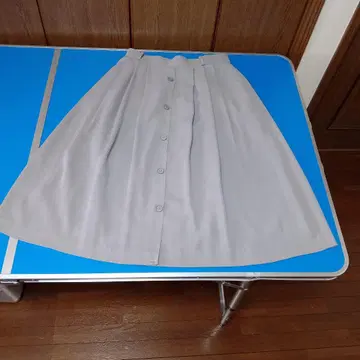 그레이 버튼이 달린 개더 스커트 무릎 아래 길이, 몸통 70~74cm