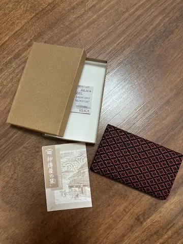 일본제 빨검 꽃무늬 명함지갑