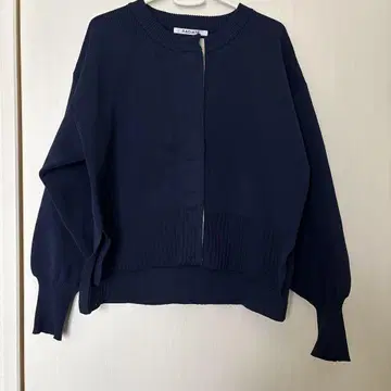 RADICATE 네이비 가디건