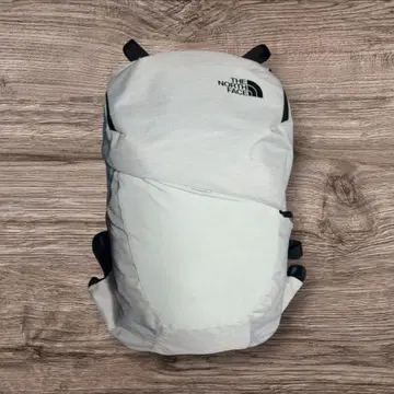 노스페이스 그레이 백팩