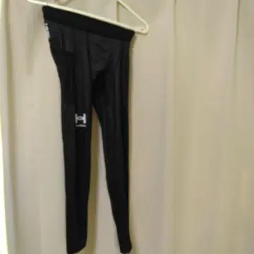 Under Armour ISO-CHILL 블랙 레깅스