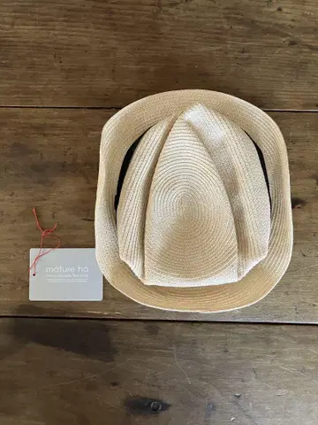 mature ha. BOXED HAT