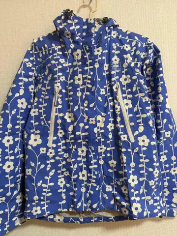 [새상품급] Helly Hansen 꽃무늬 마운틴 후드티