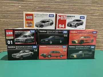 토미카 스카이라인 GT-R 8대 세트