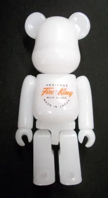 MEDICOMTOY BE@RBRICK 파이어킹 화이트 100%