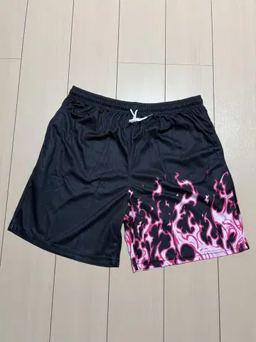 파이어 패턴 핑크 하프 팬츠 XL 블랙 프레임 스컬