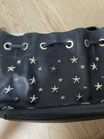 새상품급 Jimmy Choo 숄더백 별 모양 스터드