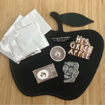 [ SET ] Mrs.GREEN APPLE 핀즈 화이트 라운지