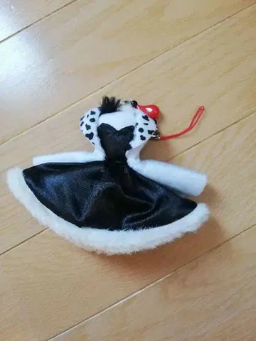 크루엘라풍 캐릭터 키링