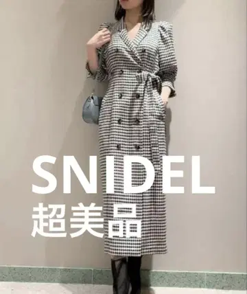 컨디션 최상 스나이델 바리에 트렌치 내로우 원피스