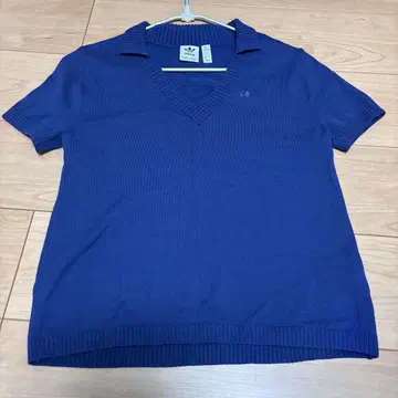 adidas 네이비 V넥 피케 셔츠 M