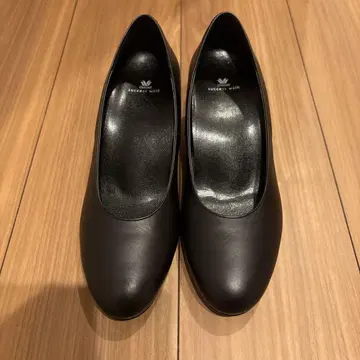 와코루 펌프스