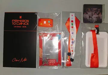 PERMISSION TO DANCE ON STAGE - LIVE  혜택