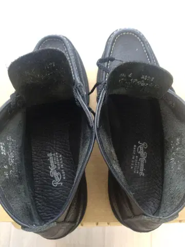 러셀 모카신 8.5 블랙 가죽 처카 부츠