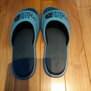 THE NORTH FACE 트리아치 슬라이드