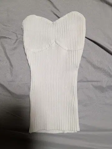 DISSH 화이트 베어 탑