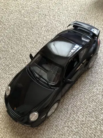 포르쉐 911 GT2 1/18 블랙 미니카