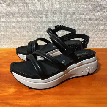 새상품급 부소라 샌들 블랙 37 23.5cm