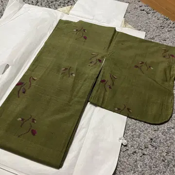 앤티크 쇼와 레트로 기모노 순수 실크 코몬 풀색