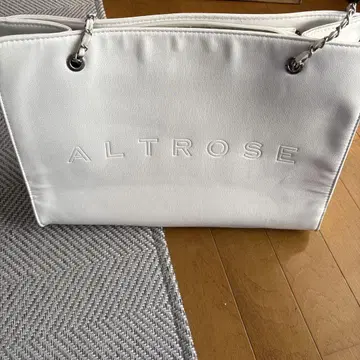 ALTROSE 화이트 숄더백