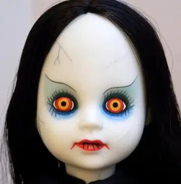 메즈코 리빙 데드 인형 시리즈 18 잉그리드