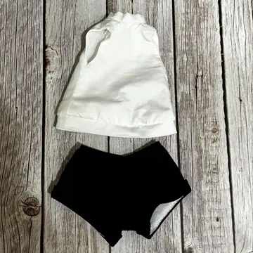 Tinyfox 독향 아웃핏 (상의/팬츠)