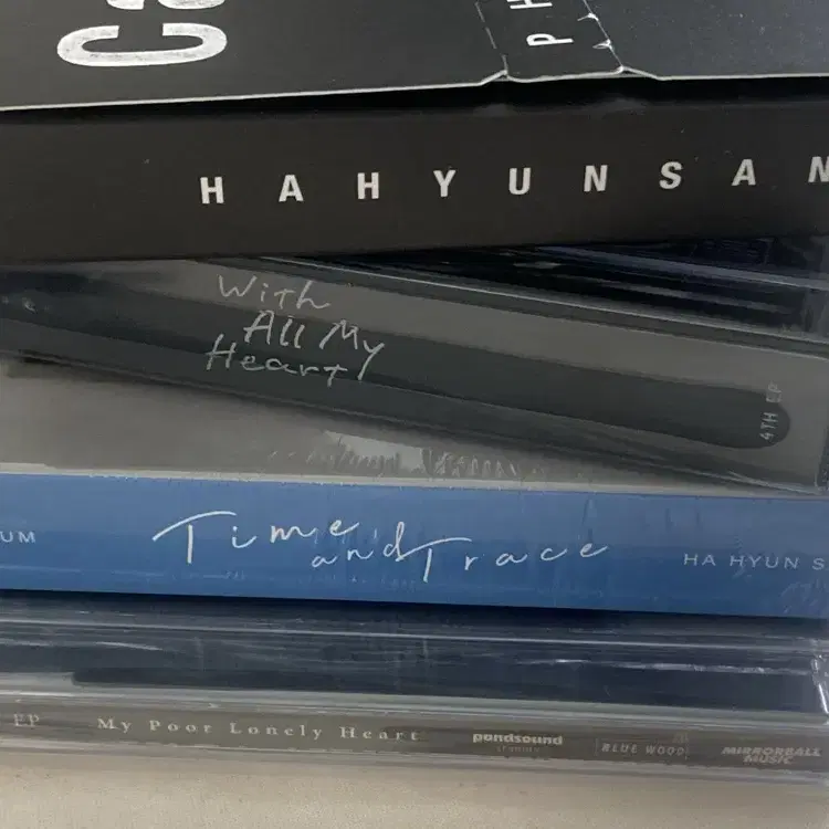 Ha Hyunsang CD album My Poor Lonely Heart, calibrat #하현상