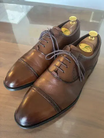 새상품급 texcy luxe 26.5 스트레이트 팁 브라운 TU7774