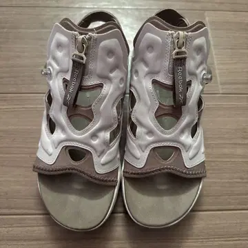 리복 펌프 샌들 23cm