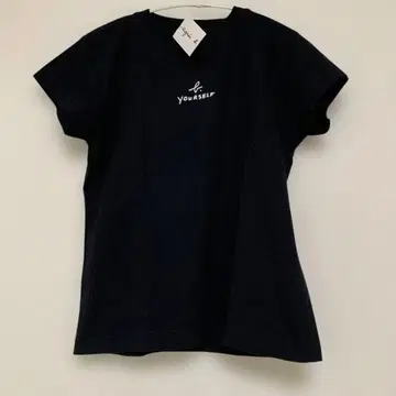 택 포함 티셔츠