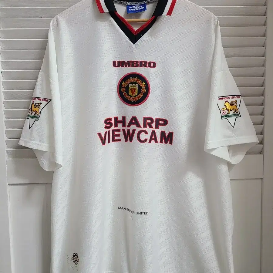 UMBRO | 엄브로 Manchester United 96-97 Away Cantona Umbro