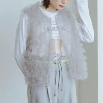 거의 미사용 Eimee Law 에이미 로우 프릴 튤 베스트