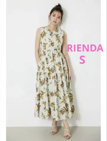 1회 착용 RIENDA 티어드 롱 원피스 꽃무늬 S