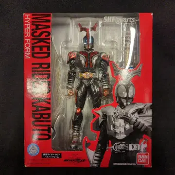 반다이 S.H.Figuarts 가면라이더 카부토 하이퍼 폼
