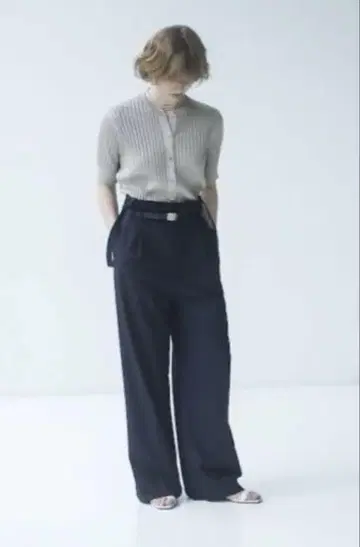 ebure 믹스 컬러 라메 니트 실버