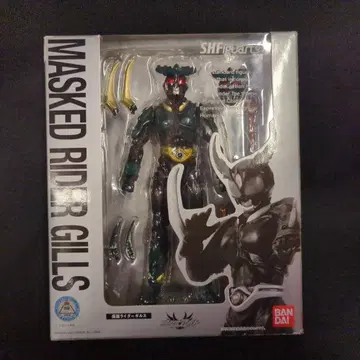 반다이 S.H.Figuarts 가면라이더 아기토 가면라이더 길스
