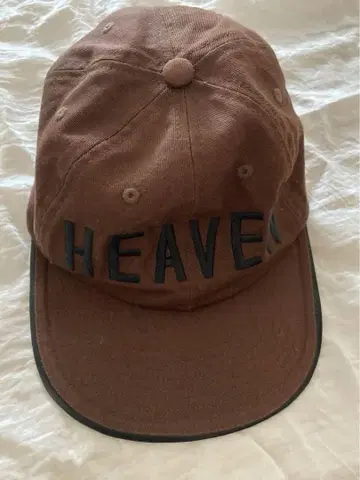 AZUL HEAVEN 브라운 캡 프리 사이즈