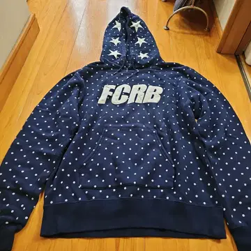 FCRB 네이비 도트 무늬 후드티