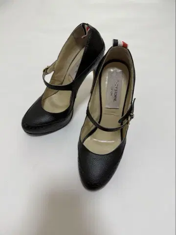 THOM BROWN 멜리 제인 펌프스 39(25cm)
