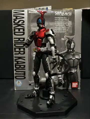 S.H.Figuarts 가면라이더 가부토