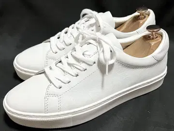 새상품급 노브랜드 26cm 가죽 스니커즈 화이트 클래식 신발