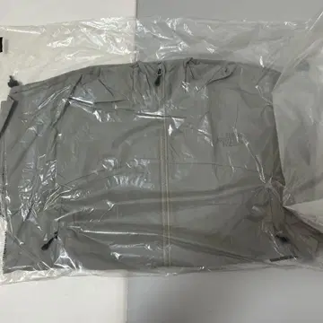 Swallowtail Hoodie 클레이 그레이 M