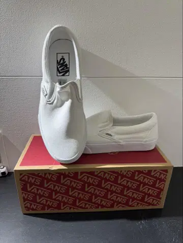 VANS 화이트 슬립온