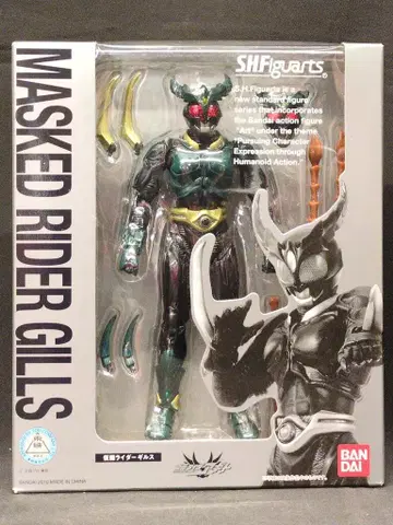 반다이 S.H.Figuarts 가면라이더 아기토 가면라이더 길스